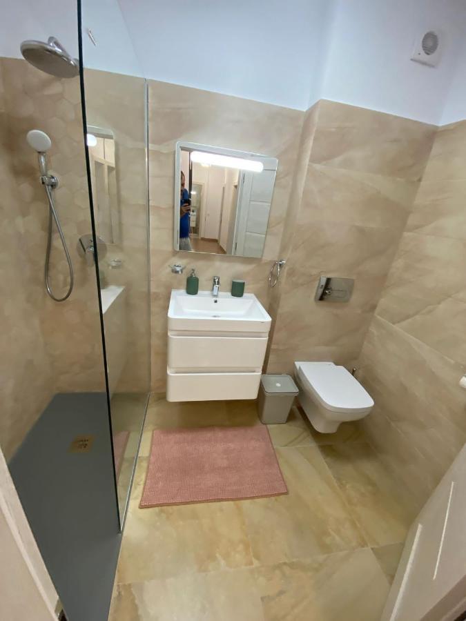 בוקרשט Plazza Studio מראה חיצוני תמונה